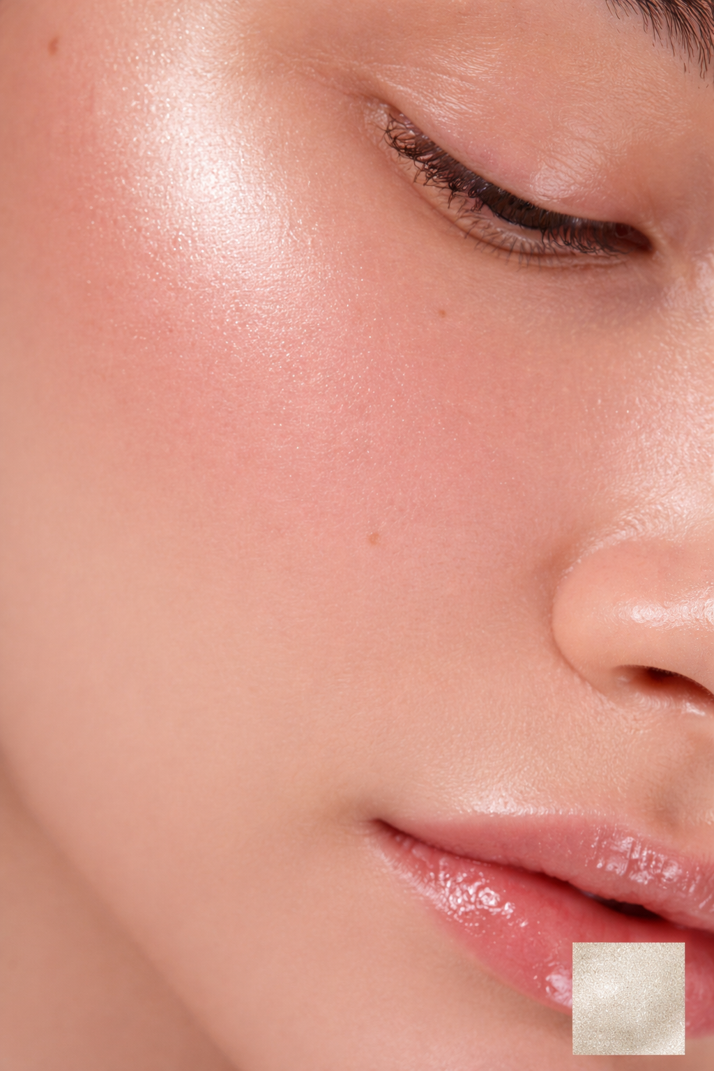 ILLUMINATING POWDER